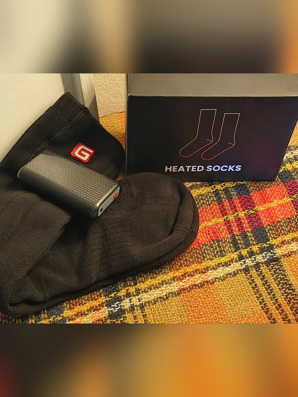 Heated Athletic Socks with Rechargeable Battery - Black